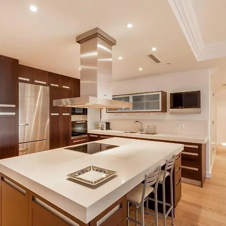 Bright Elegant 3bdr In Puerto Banus Апартаменты